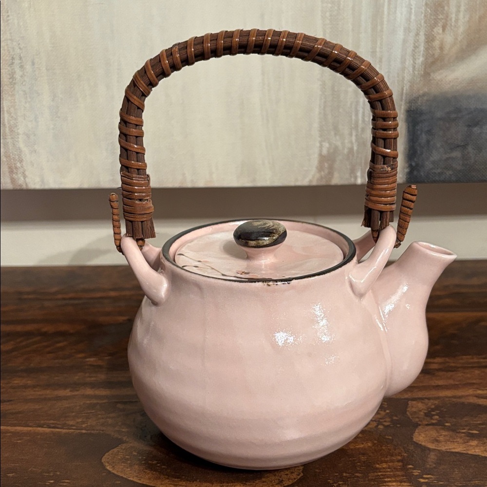 Vintage Sousaku Japan Ceramic Pink Teapot Cherry Blossoms Bamboo Handle - Picture 3 of 8